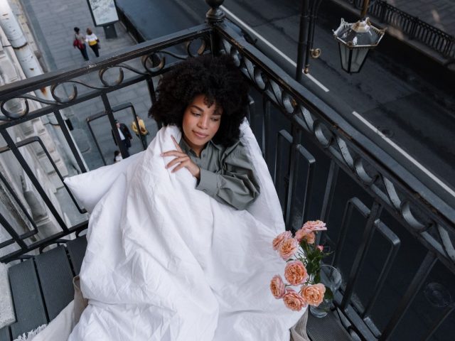 Laver et entretenir une couette naturelle